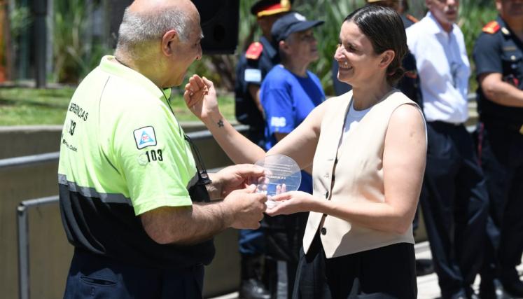 Acto en conmemoraci n del D a Nacional de la Defensa Civil